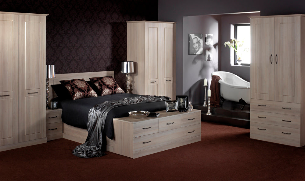 Traditional Henlow style bedroom in any colour