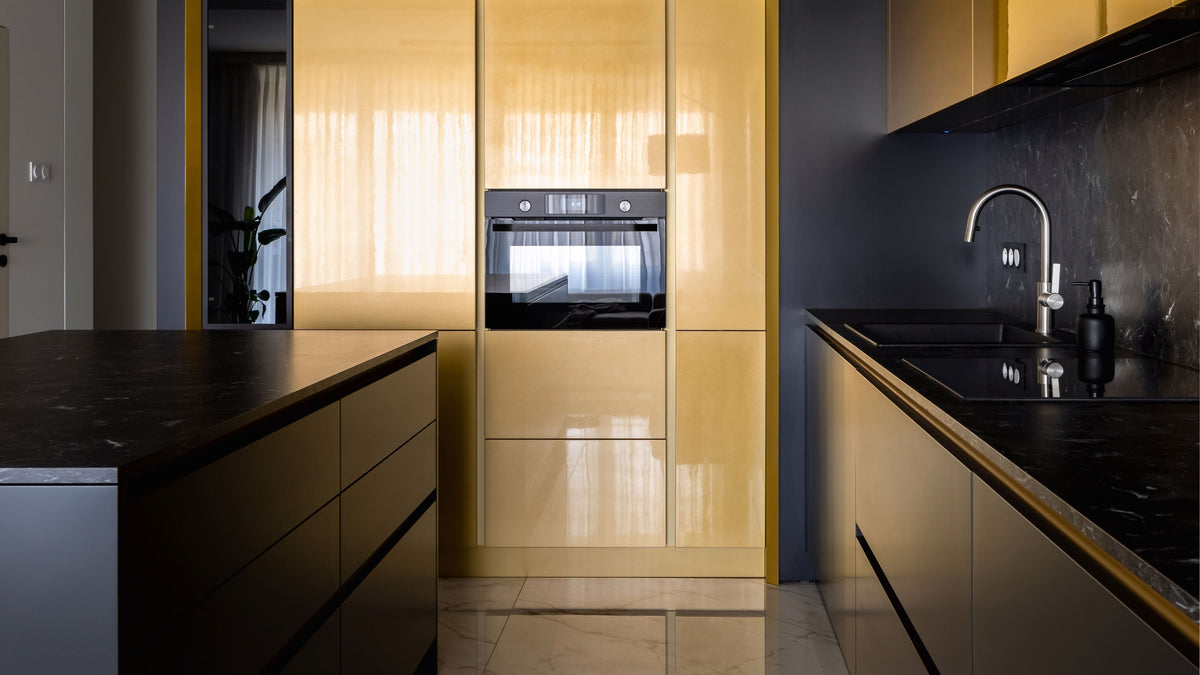Aspects kitchen custom size and colour cornice moulding – recuro styling